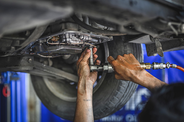 When Do I Need to Change My Transmission Fluid? | Bud's Auto Repair & Transmission